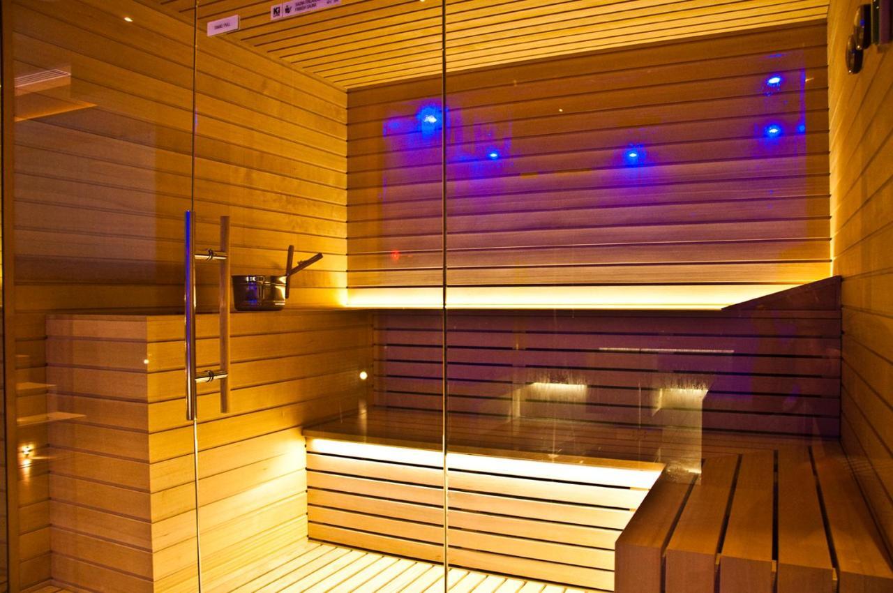 Ambruosi Village Resort & Spa Massignano Exteriör bild